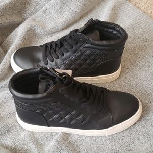 Steve Madden high top sneakers